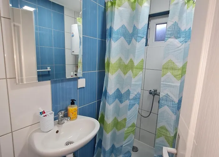 アパート Colovic