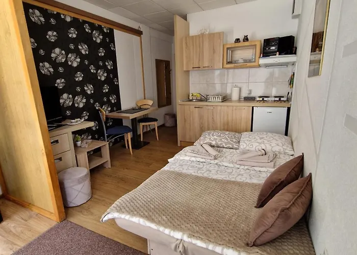 アパート Colovic